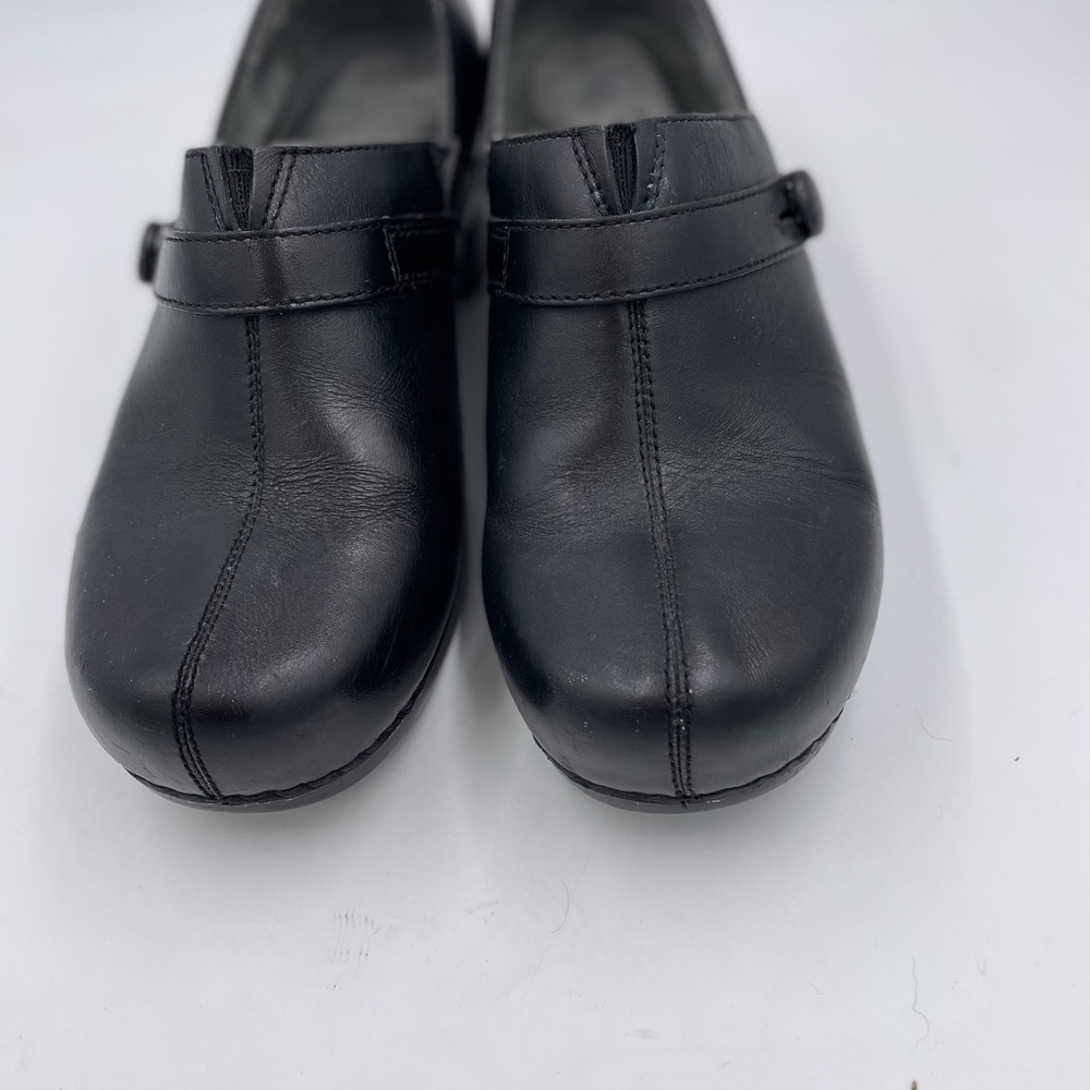 Dansko Solstice Button Strap Clogs -Sz 41/9.5 - image 2